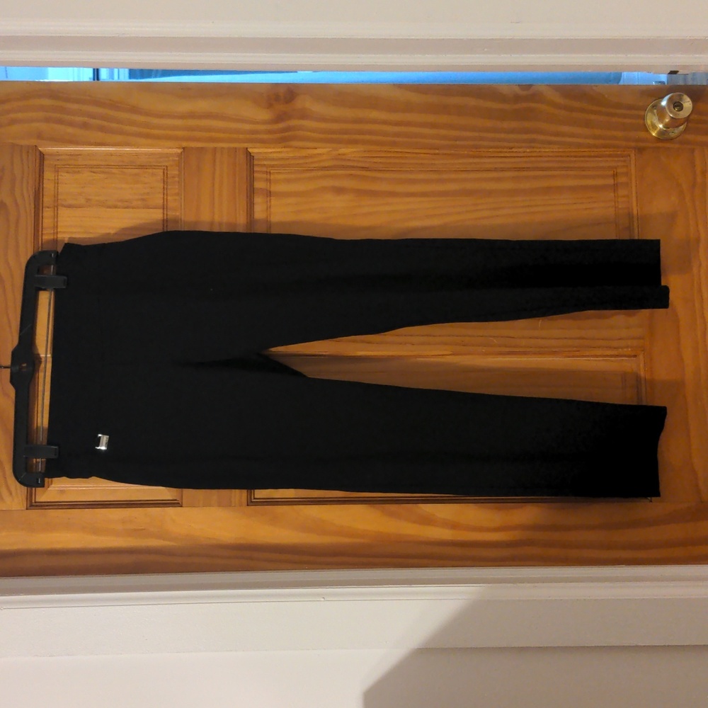 Alfani - Black Recycled Material Ankle Pants - Size 4 P